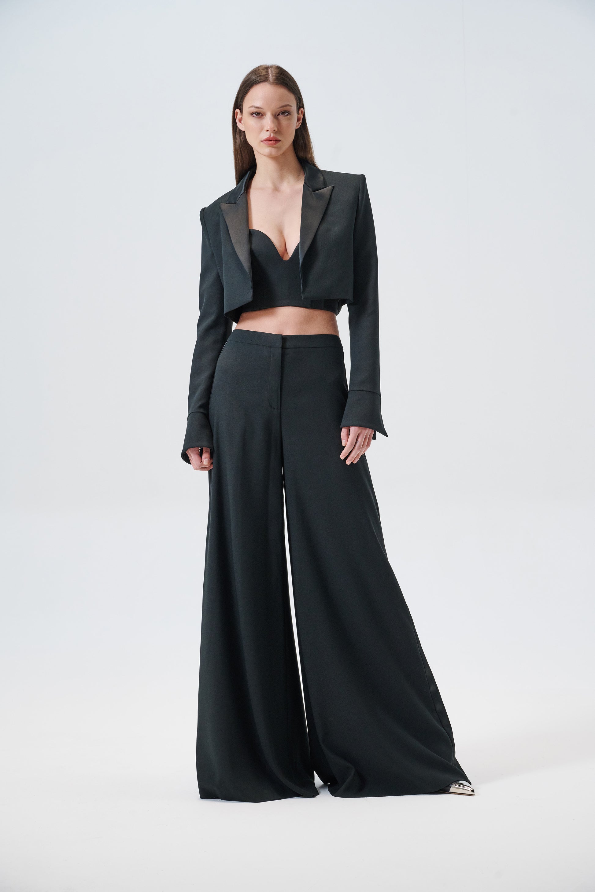 Cropped smoking blazer in crêpe cady - Aerenica
